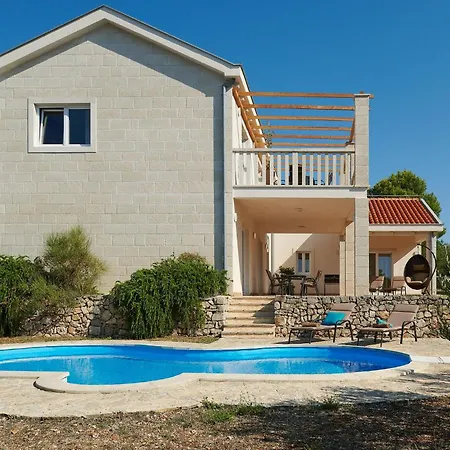 1 Mala Casa de Férias